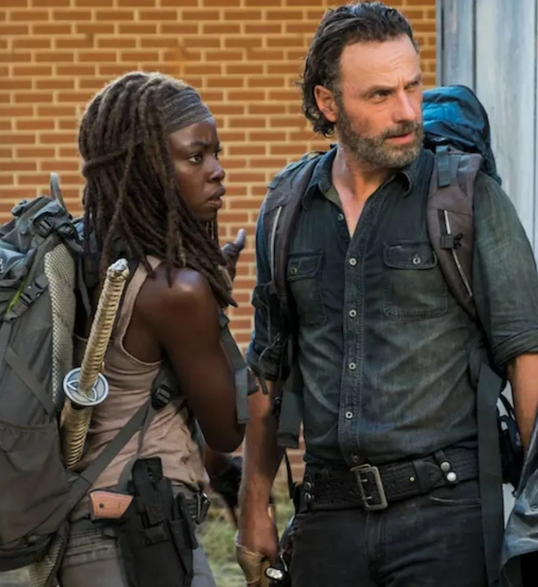 The Walking Dead Boss Addresses Broken Timeline & Crossover Future