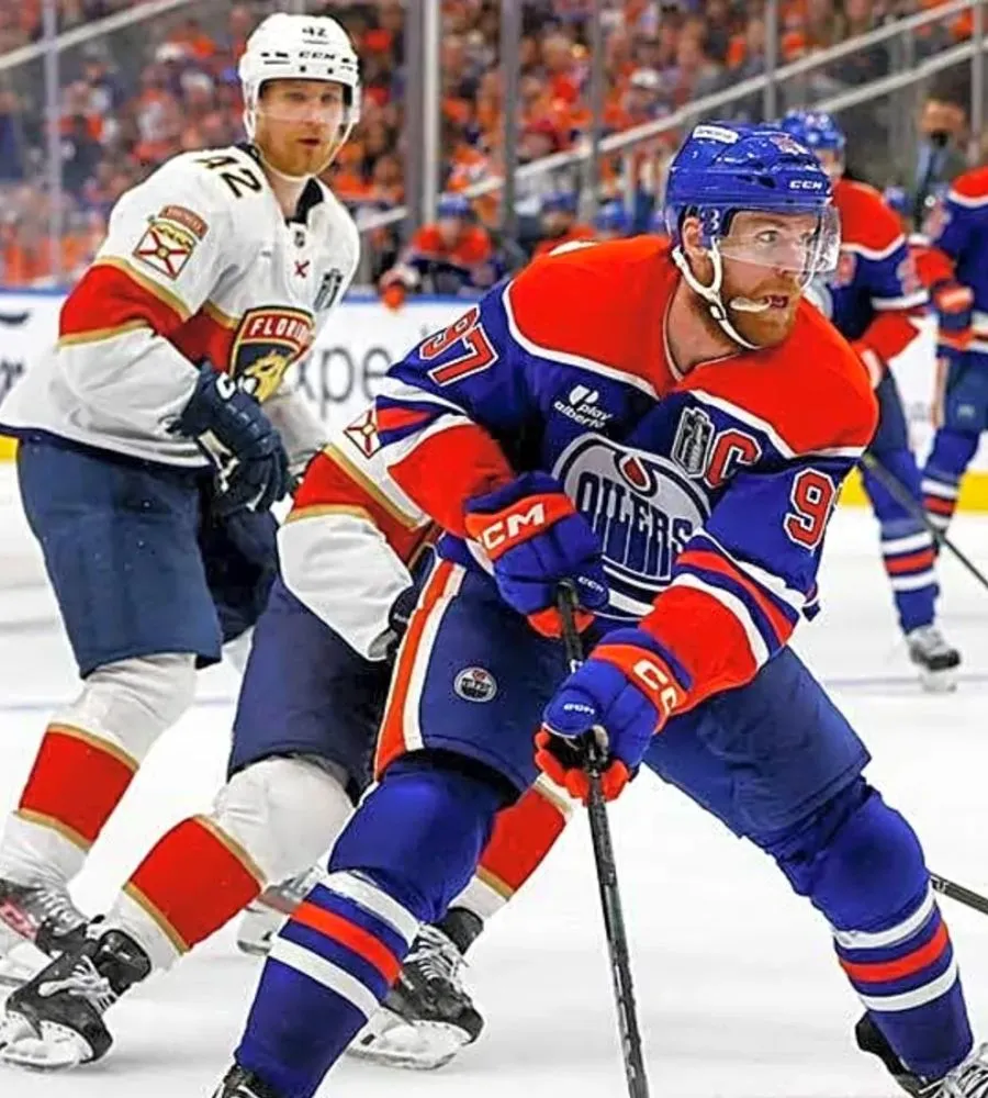 Oilers GM breaks silence on pending Connor McDavid extension talks