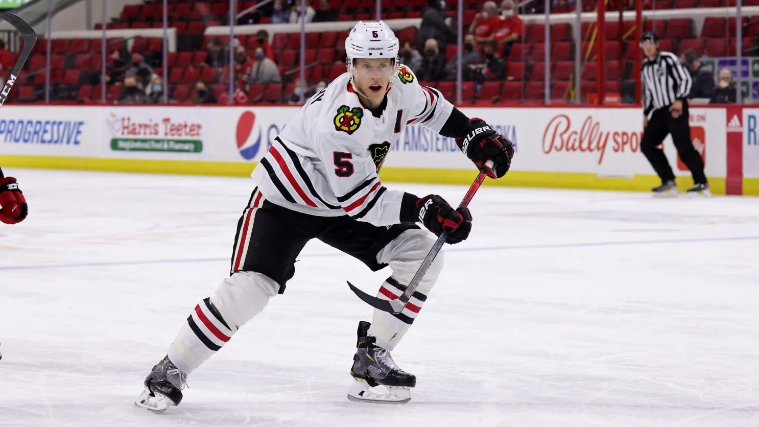 Boston Bruins reportedly targeting $17.6M defenseman to replace Brandon Carlo