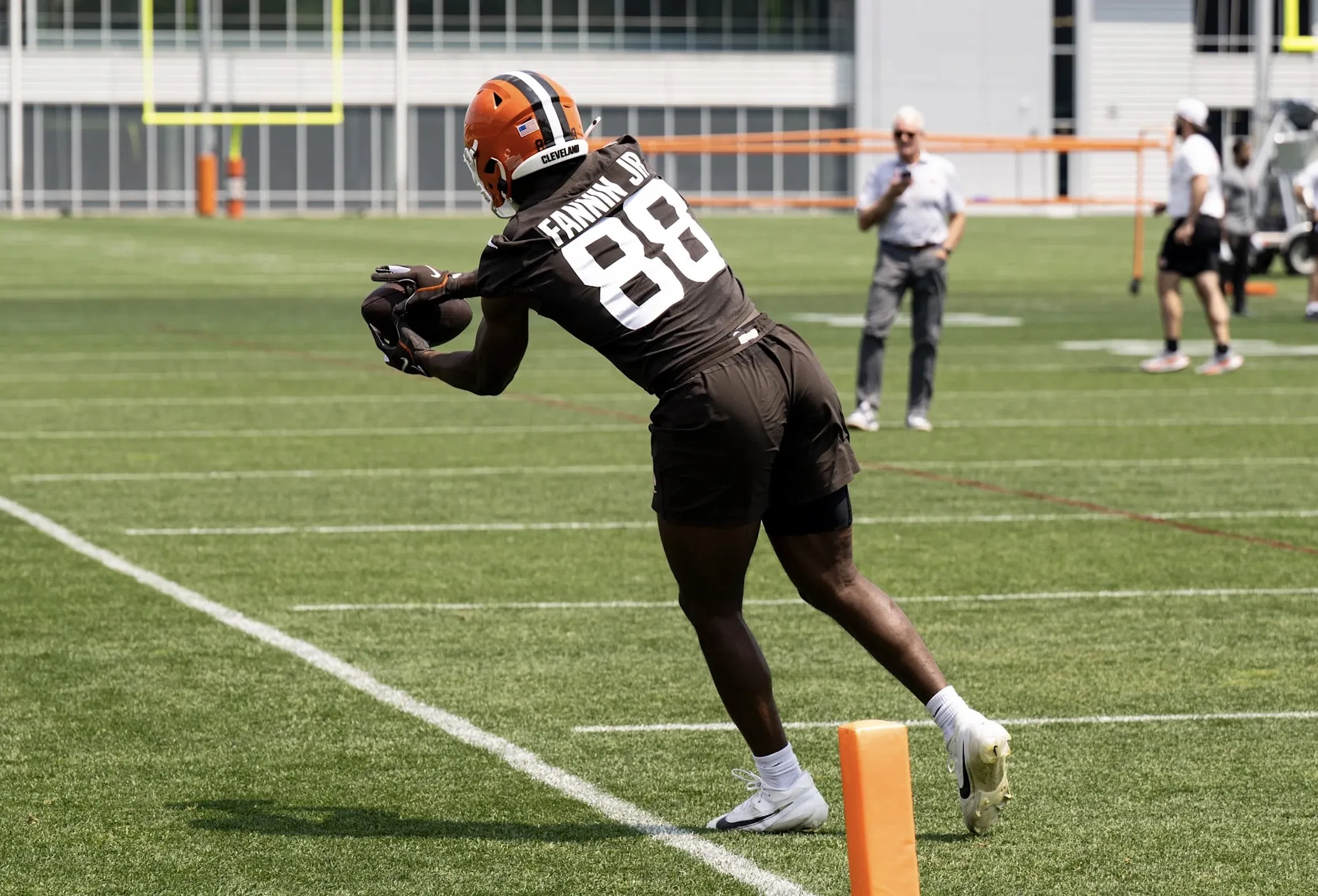 Browns Rookie Could Steal Starting Job From Recent Pro Bowler