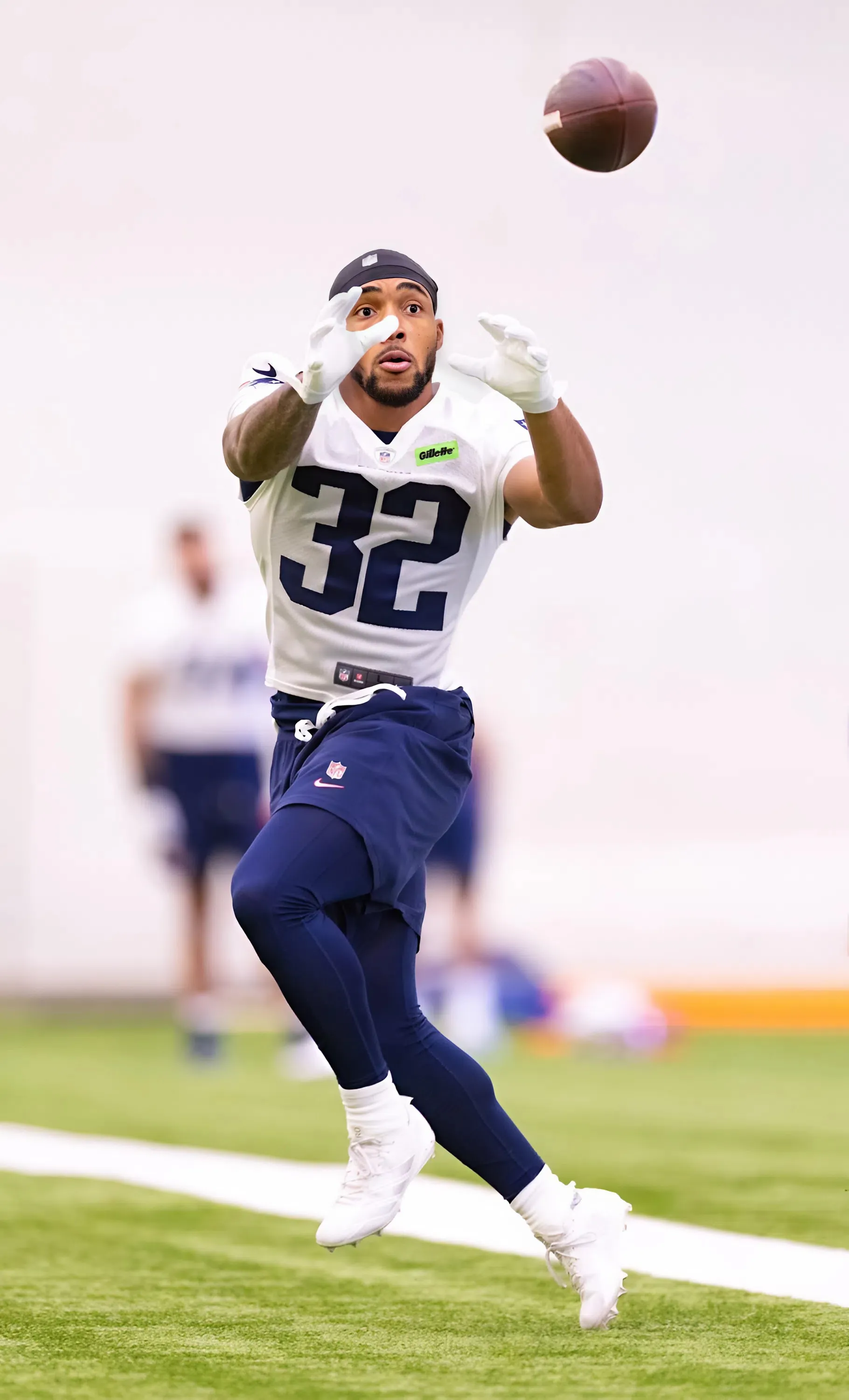 New Details Revealed on Why Patriots’ TreVeon Henderson Will Not Sign Contract