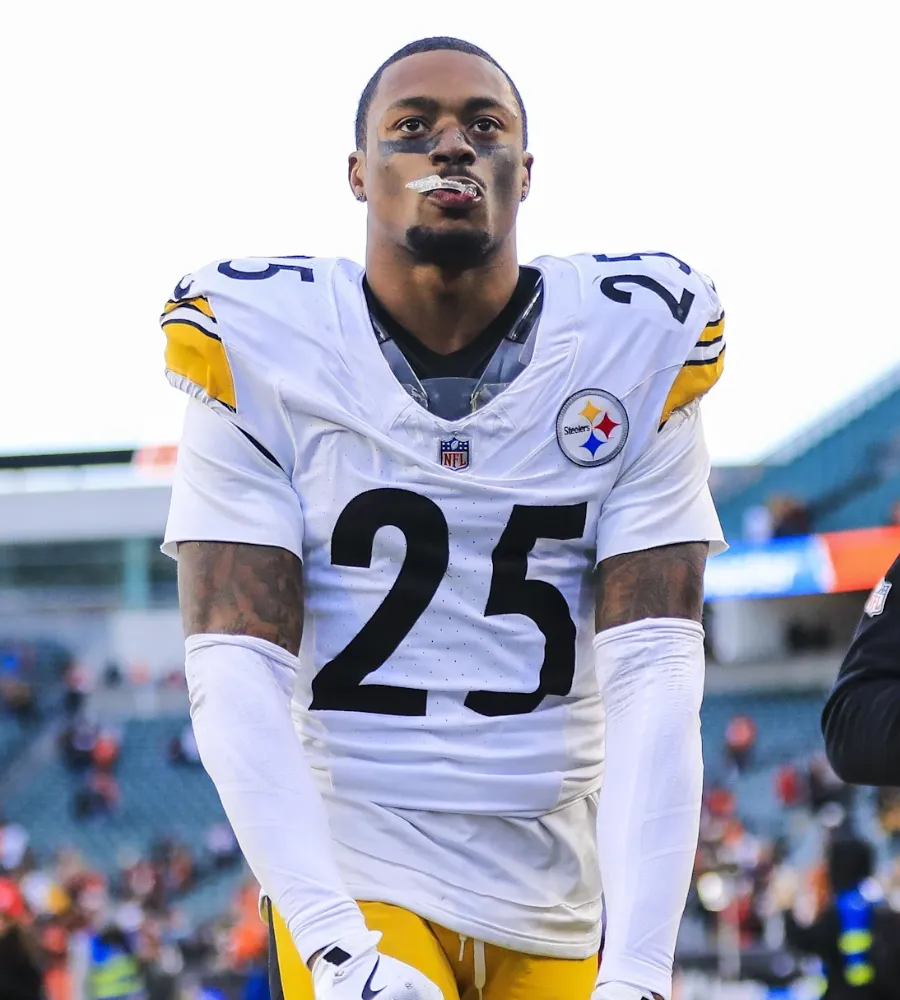 Steelers Eye All‑Pro Edge—Hendrickson Could Become AFC North Game‑Changer