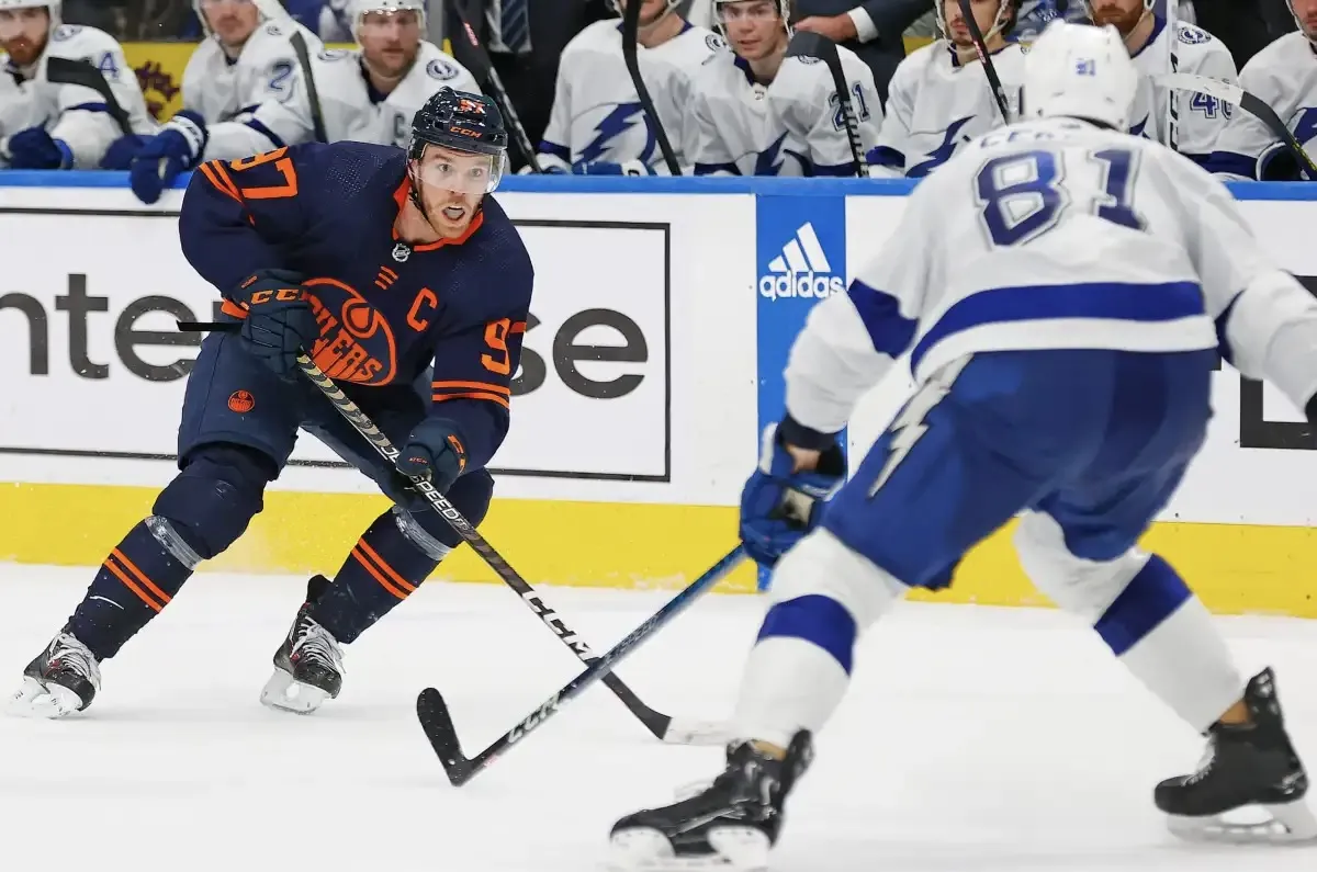 Rumor sends Connor McDavid to Tampa Bay
