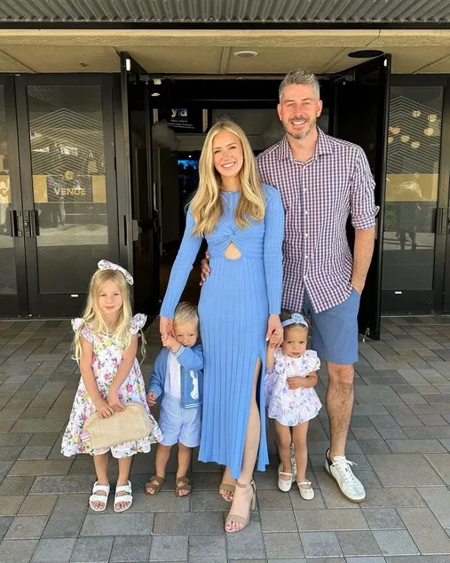 Lauren & Arie Luyendyk Picked a Baby Name and Reveal Their Daughter Watched Them on ‘The Bachelor’