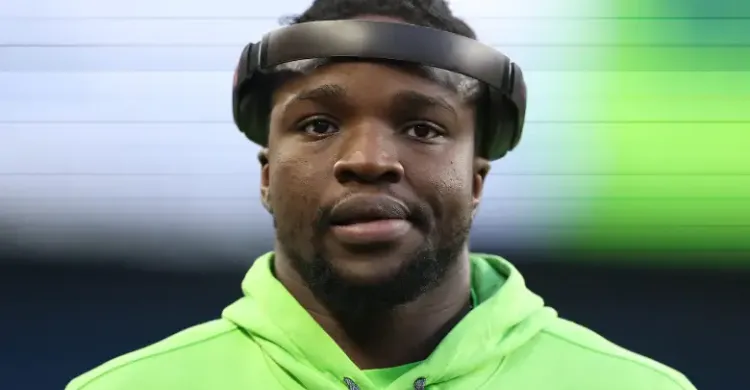 Eagles Trade Proposal Sends Seahawks 26-Year-Old Edge to Philly