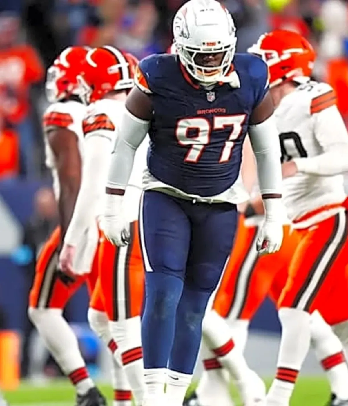 Broncos HC Pays Compliment to Veteran DL Malcolm Roach