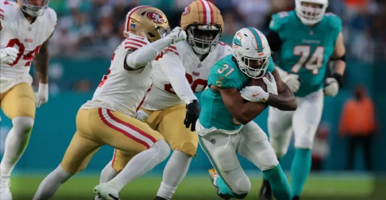 49ers' Mustapha Appears Ahead of Schedule in Injury Recovery