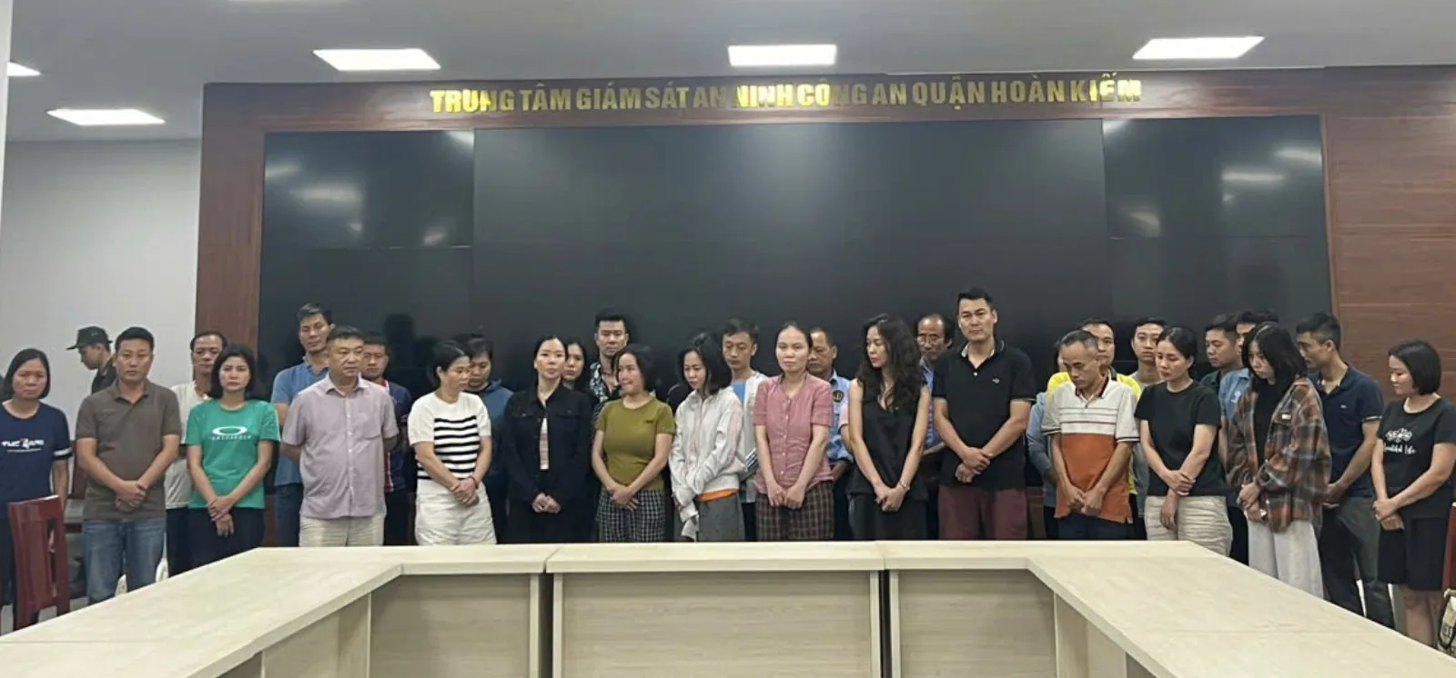 Bắt k;hẩn cấp 36 đối tượng là lãnh đạo, cán bộ Viện Pháp y t;;âm t;;hần trung ương biến phòng b;ệnh thành nơi ăn chơi, sử dụng m;;ai t;;húy