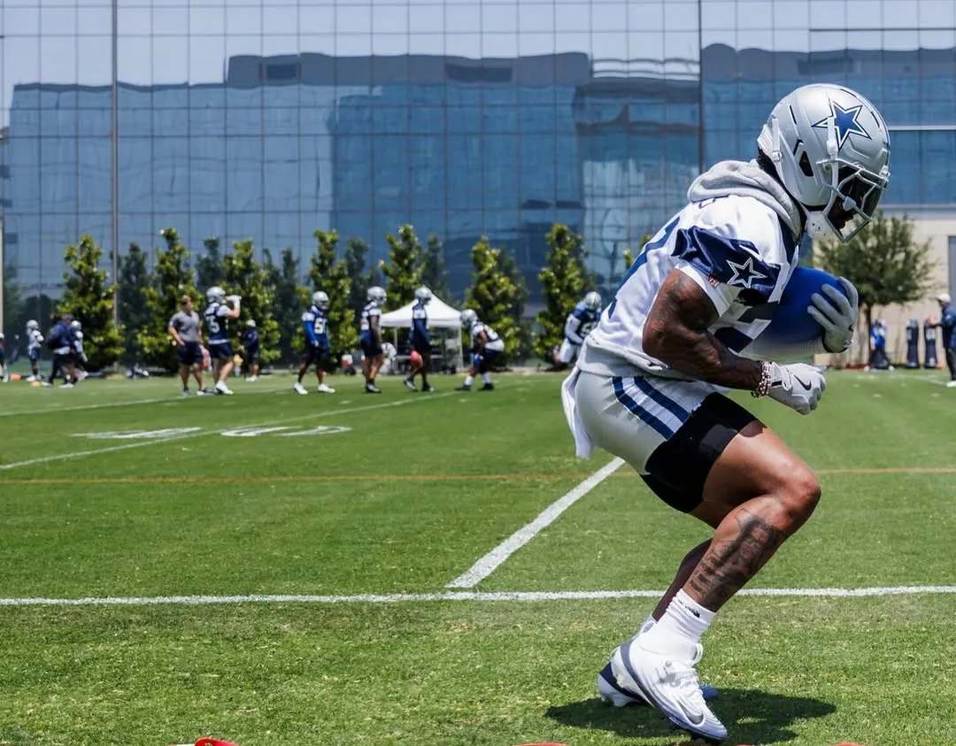 Cowboys Predicted to Cut Ties With Ex-Starting Pro Bowl Playmaker in Shakeup