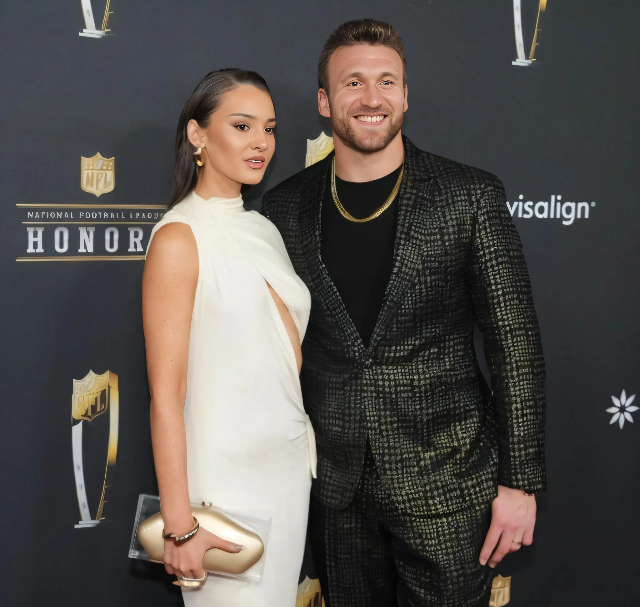 49ers' Kyle Juszczyk Rates His Wife Kristin Juszczyk’s Fashion Hack