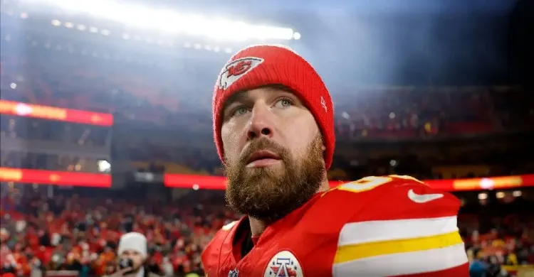 Travis Kelce Turns Heads With Fiery Message to LeBron James