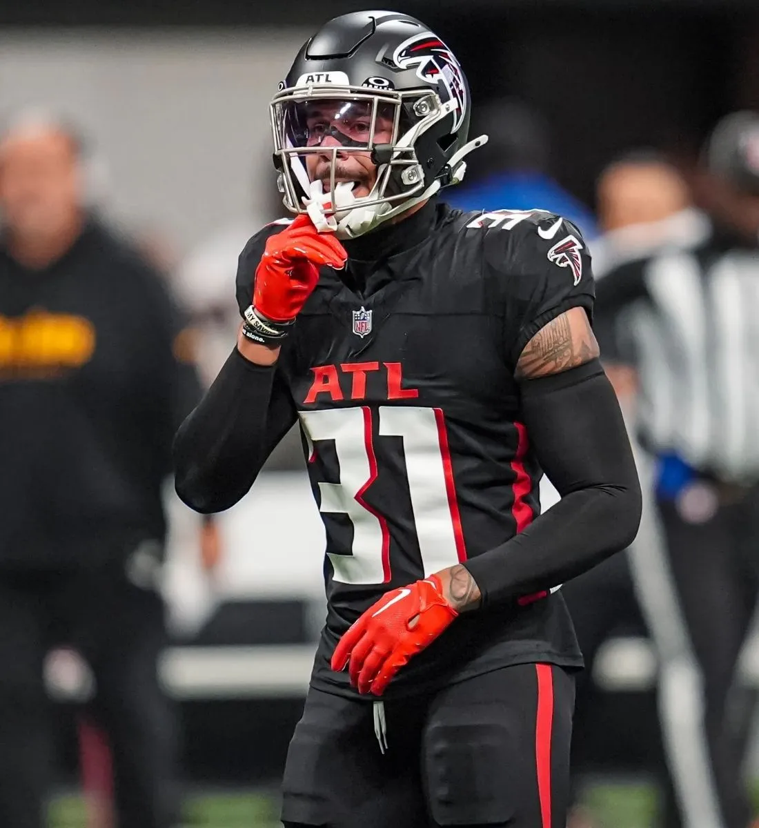 Division Rival Named Possible Landing Spot for Ex-Falcons' Justin Simmons