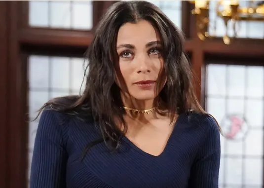 Slow Burn Sunday: Daphne Rose’s Potential Return to Los Angeles on B&B—With a Surprise in Tow!