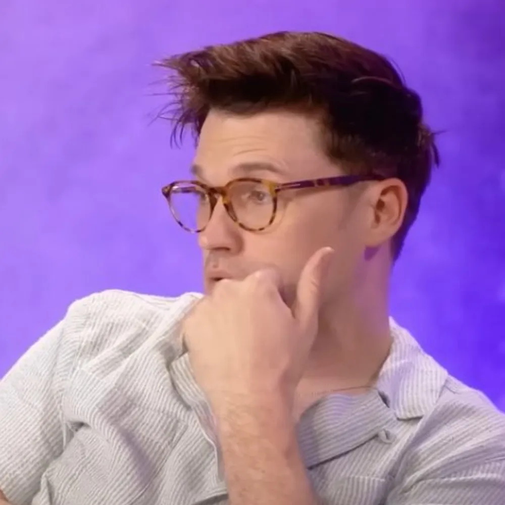 “I wasn’t disassociating!” – Tom Schwartz finally breaks silence on viral ‘hostage stare’ during The Valley After Show, but fans aren’t buying the calm act behind the blinking and blankness - suong