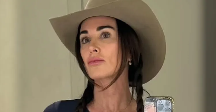 Kyle Richards leaves naughty sex joke on Morgan Wade's Instagram after months of dodging rumors about lesbian romance: 'Save a horse, ride a cowgirl'