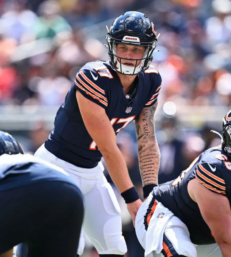 Veteran Bears QB's Days in Chicago Could Be Numbered After Minicamp