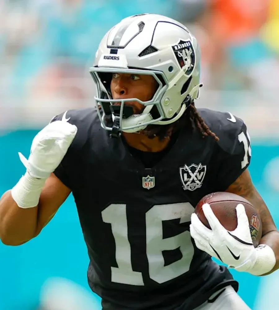 Jakobi Meyers' value for young Raiders wide receivers continues to be fortified