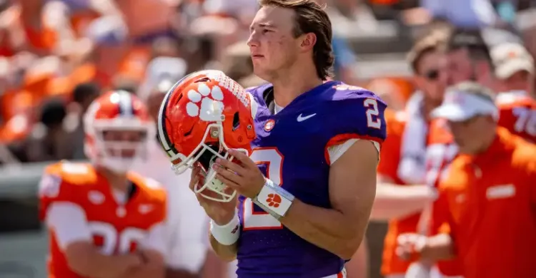 Analyst Predicts Browns Will Draft Another QB in 2026