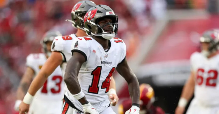 Buccaneers' Chris Godwin Projected For Down 2025 Season After Injury
