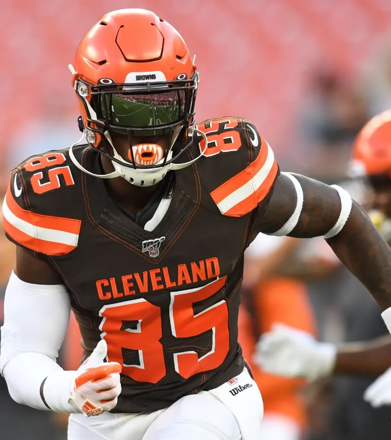 Browns’ Trade Proposal Paves Way for David Njoku’s Successor