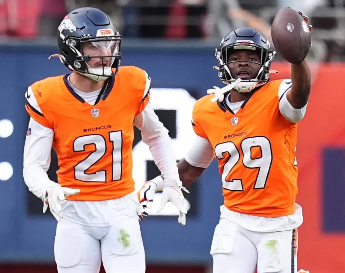 Explosive Showdown: Broncos’ Carlost Battle Heats Up — Riley Moss vs Ja’Quan McMillian in Magnetic CB Duel!