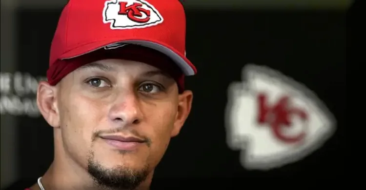 Chiefs Predicted to Make Rare QB Move for 2025 NFL Season