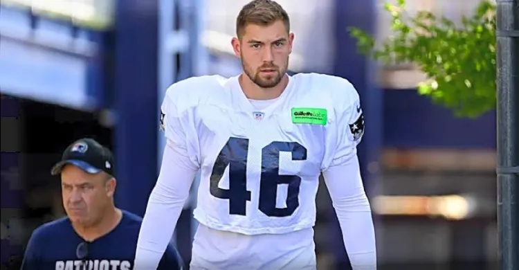 Steelers Sign Former Patriots Veteran