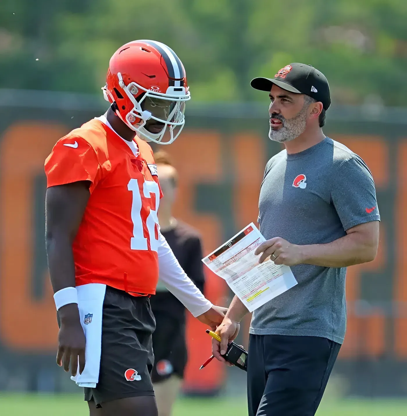 Cleveland Browns: Shedeur Sanders Sees Insider Name Different QB that Team Should Lean on in 2025