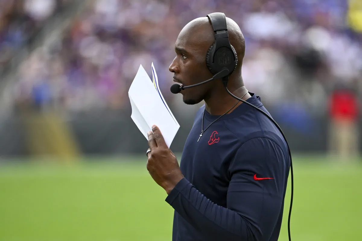 DeMeco Ryans’ Texans face AFC pressure: can they break the plateau with a strategic roster move?
