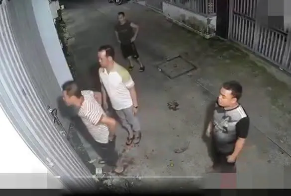 Cả nước hướng về Bình Tân, TPHCM: Hàng xóm với nhau có gì cứ bình tĩnh chứ trời ạ