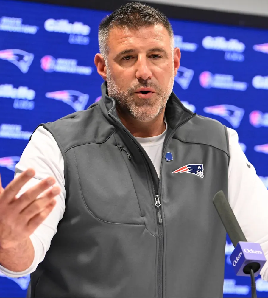 Patriots’ Electrifying Superweapon: Christian Gonzalez Eyes Historic, Jaw‑Dropping DPOY Run!