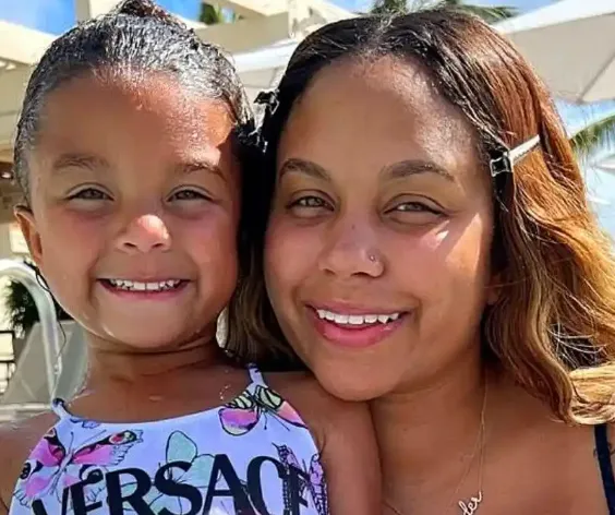 Teen Mom OG’s Cheyenne Floyd and family enjoy Hawaiian getaway