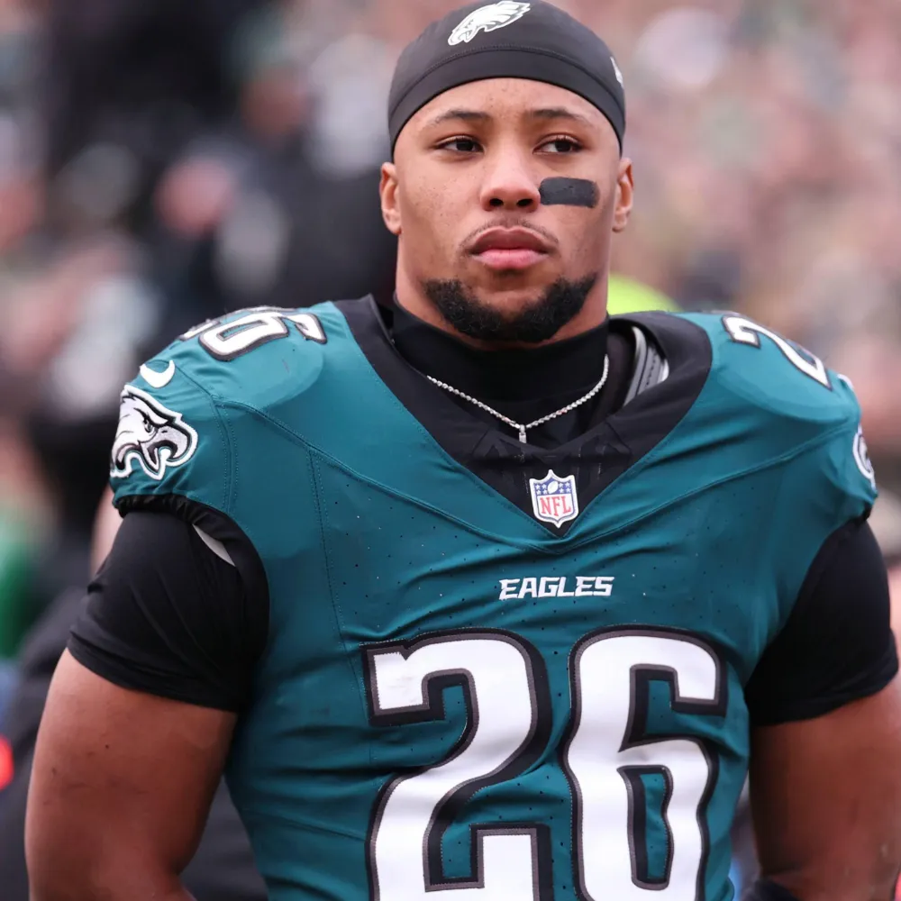 Eagles linked to shock in-division trade for 4,200-yard veteran as insurance policy behind Saquon Barkley with Devin Singletary deal on the table amid major concerns over Philly’s depth chart - suong