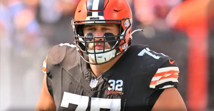 Chiefs Trade Pitch Targets 2-Time All-Pro as Kingsley Suamataia Insurance