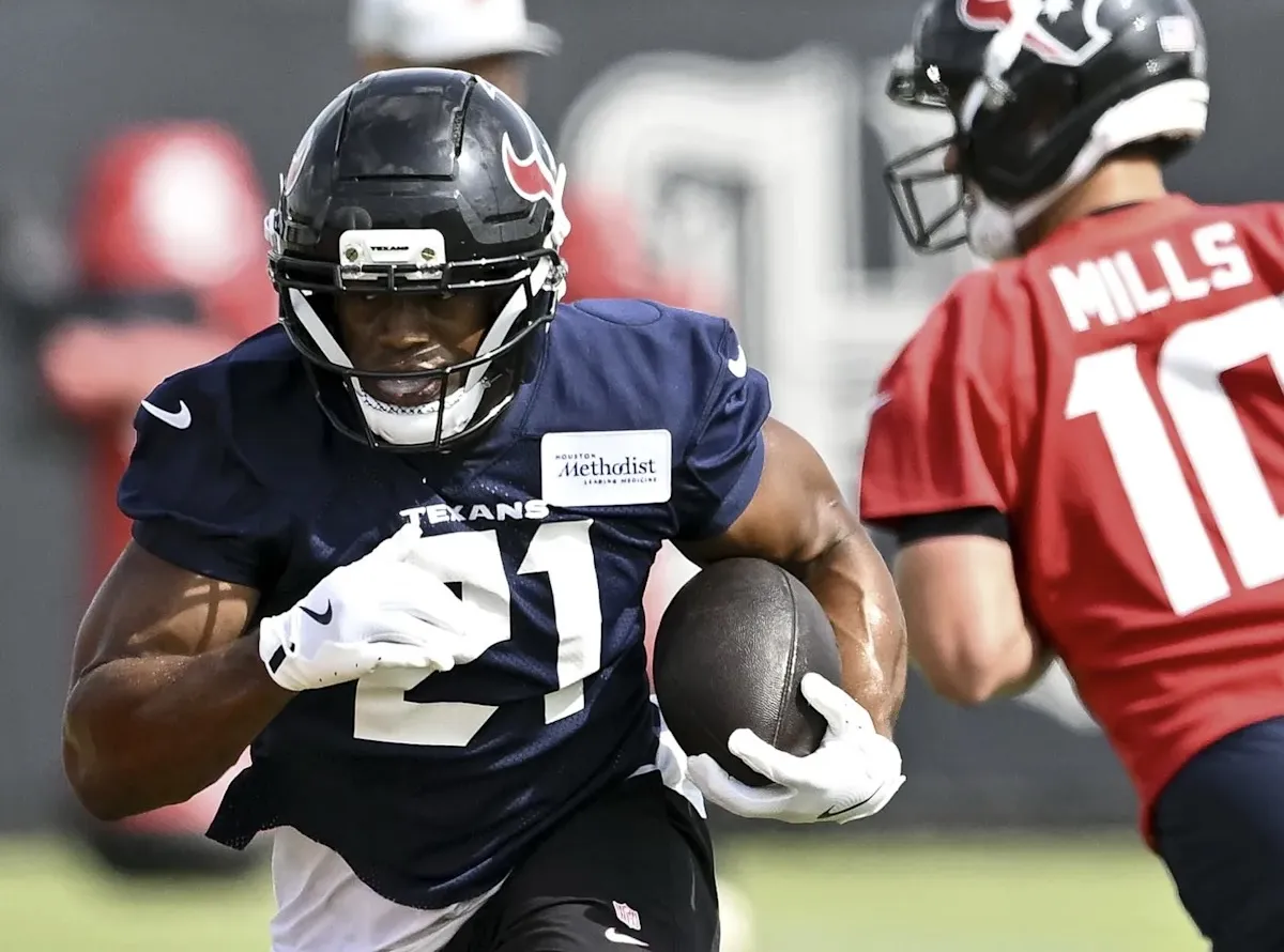 Nick Chubb joins Texans’ powerhouse backfield aiming to prove why he’s worth the spotlight