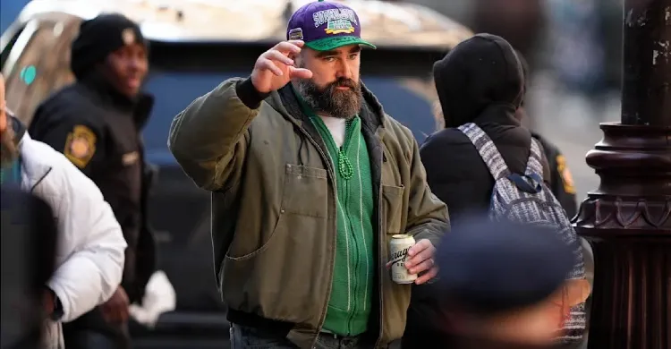 Jason Kelce's legendary status in Philly was taken to whole new hilarious level
