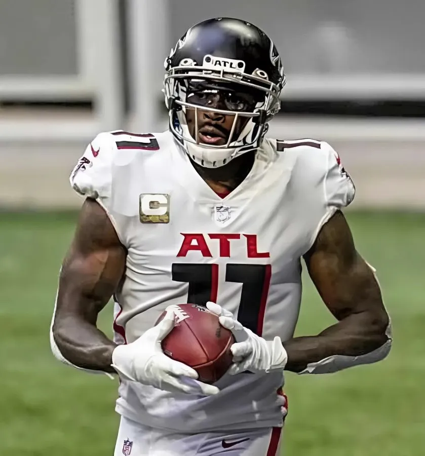 All-Pro WR Explains Why Ex-Falcons' Julio Jones is the NFL's 'Prototype' WR