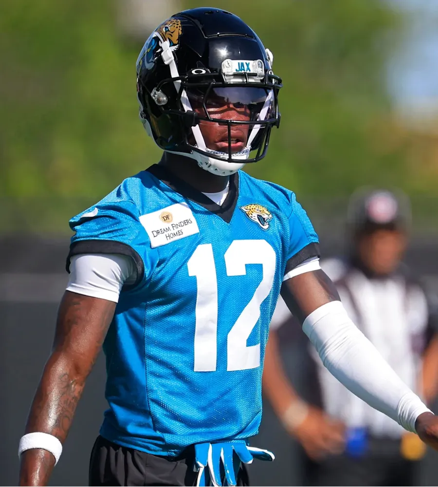 Patriots Unleash Unicorn: Marcus Jones Rockets Onto Two-Way Radar—Draws Stunning Travis Hunter Comparison!