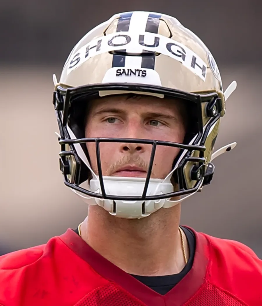 Rookie Tyler Shough makes promise to Saints after Derek Carr retirement
