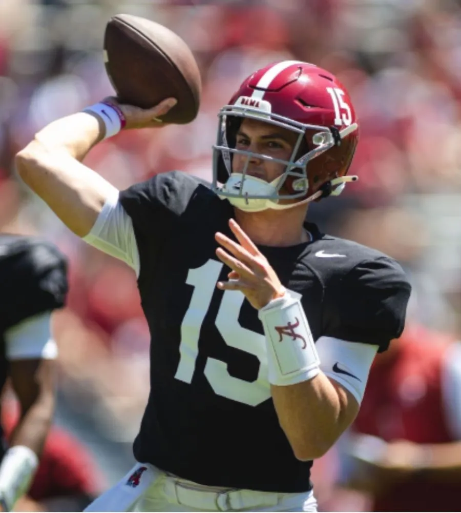 Alabama football offers younger brother of Tide quarterback