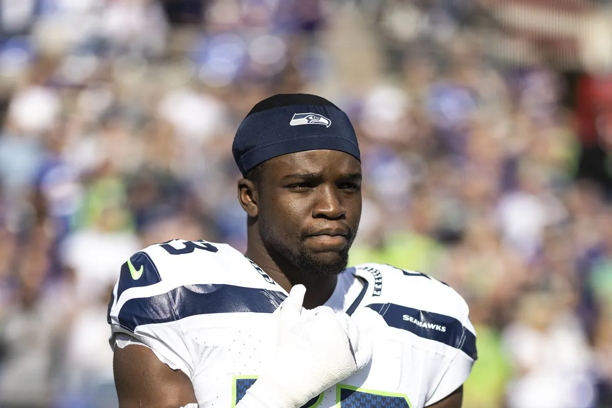 Lions Trade Pitch Brings 26-Year-Old Seahawks Pass Rusher to Detroit