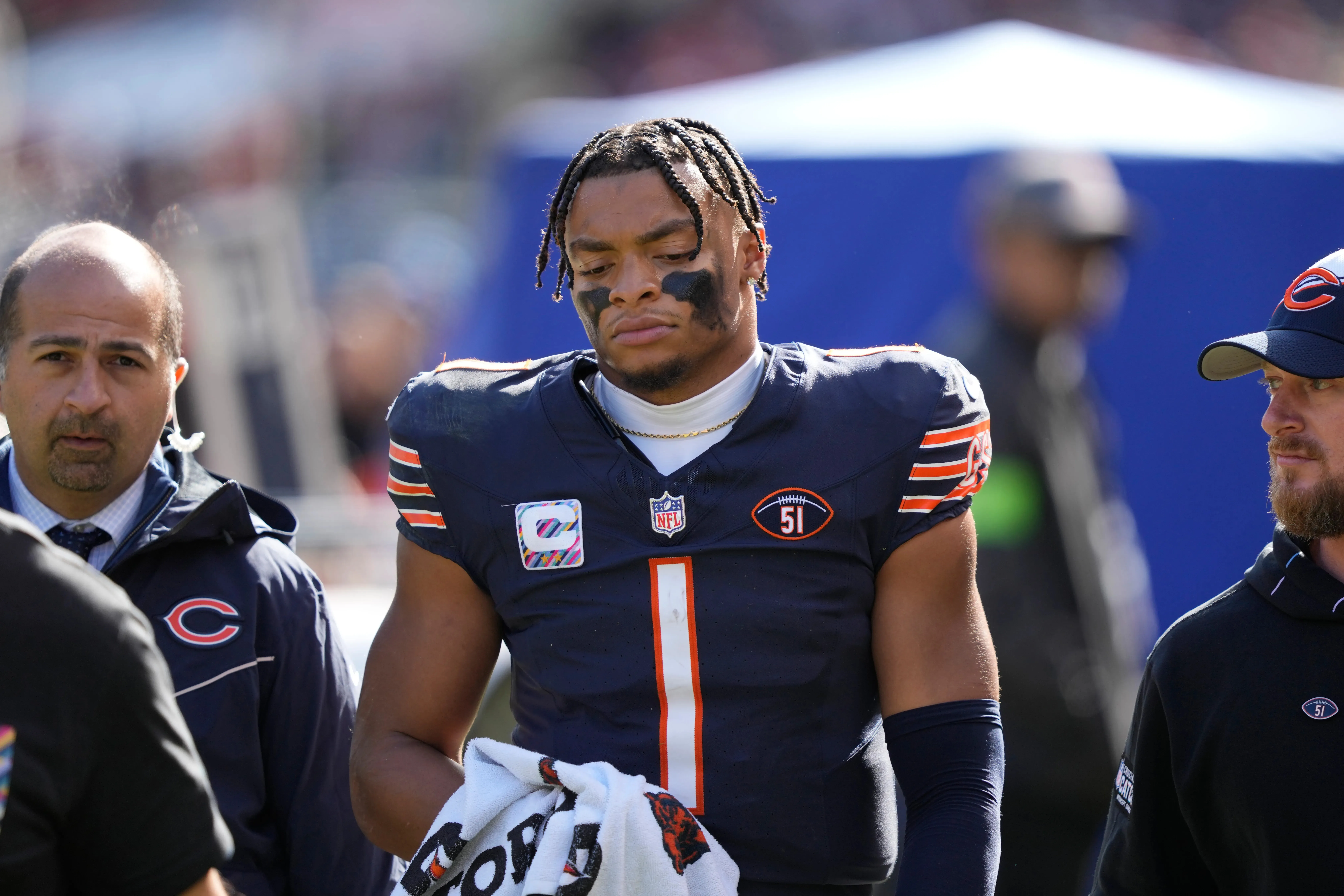 Justin Fields Dubbed Bears’ “Worst” Recent First-Round Pick