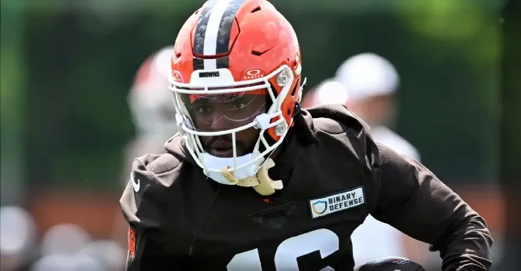Veteran WR Makes Admission on Signing With Browns