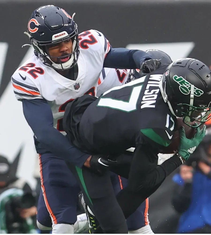 What went wrong for Justin Fields in Chicago? Jets receiver tells all