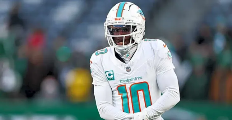 What if Commanders traded for Dolphins star Tyreek Hill?