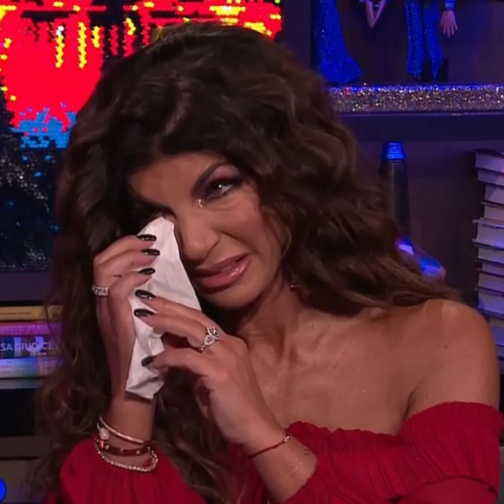 ‘He crossed the line’ – Teresa Giudice slams morning news anchor as ‘disrespectful’ and walks off mid-interview after being blindsided with tax debt question in explosive live TV meltdown - suong