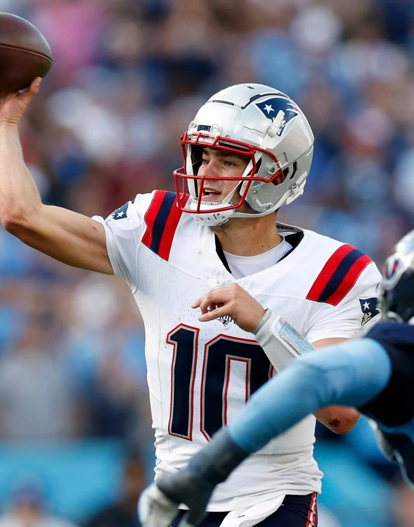 Exec Vows Patriots Won’t Force Drake Maye to Put ‘Franchise on His Back’