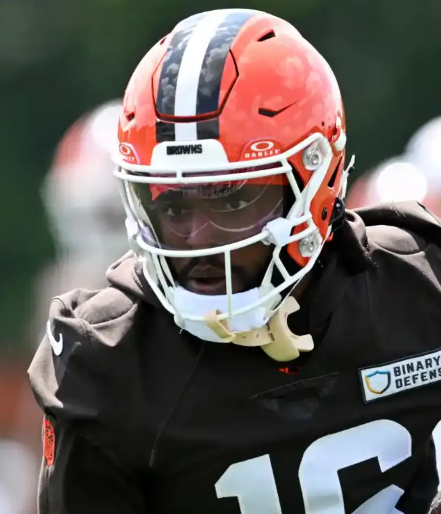 Veteran WR Makes Admission on Signing With Browns