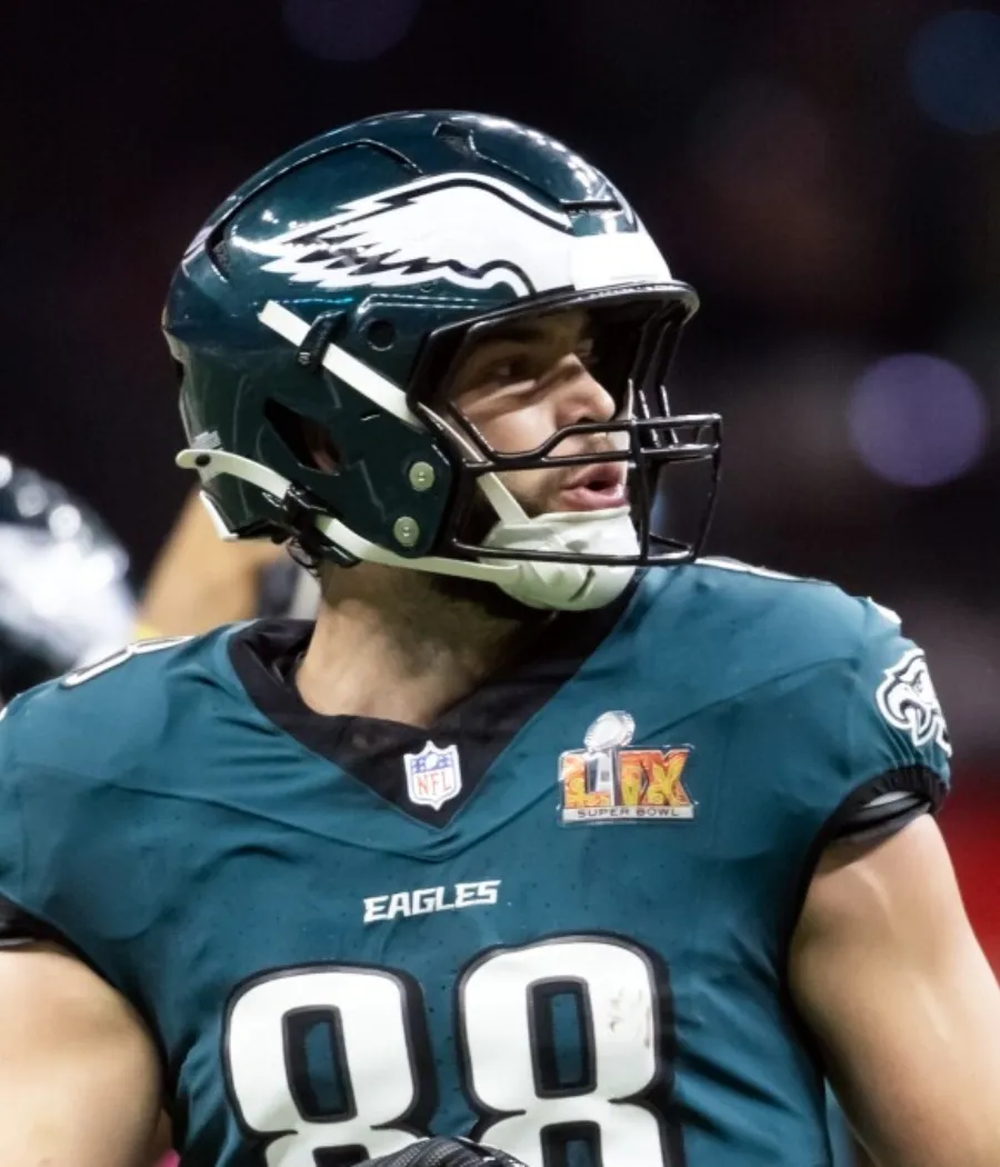 Dallas Goedert reworked contract for a chance “to try to win another one”