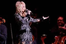 Dolly Parton To Receive Honorary Oscar-copy-copy